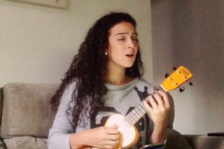 Despacito (ukulele cover) - Bárbara