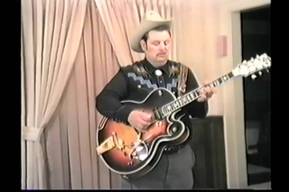 Eddie Pennington plays Blue Smoke on Merle Travis’ Gibson Super 400 in 1989