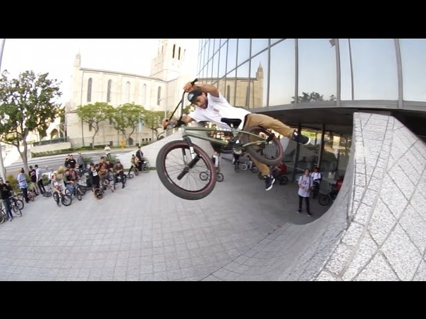 BMX GANGS SEIZE CONTROL OF LOS
