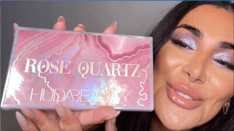 REVEALING Huda Beauty Rose Quartz Palette Collection , مجموعة روز كوارتز