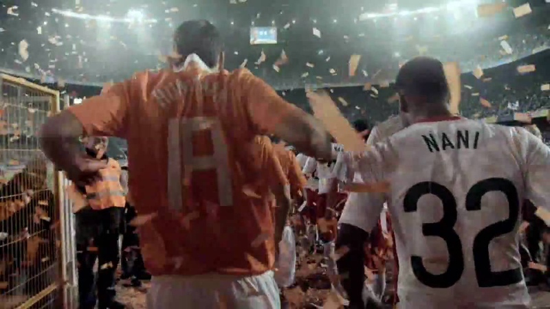 реклама nike от гая ричи. мюррей хьюитт. Nike take it to the next level. Take it to the next level дизайнер. Nike take it to the next level.