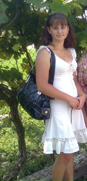 №8, Лєна Ємець №8, Лєна Ємець