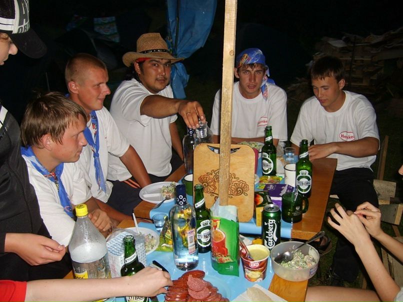 №16, Антон Ефремов №16, Антон Ефремов