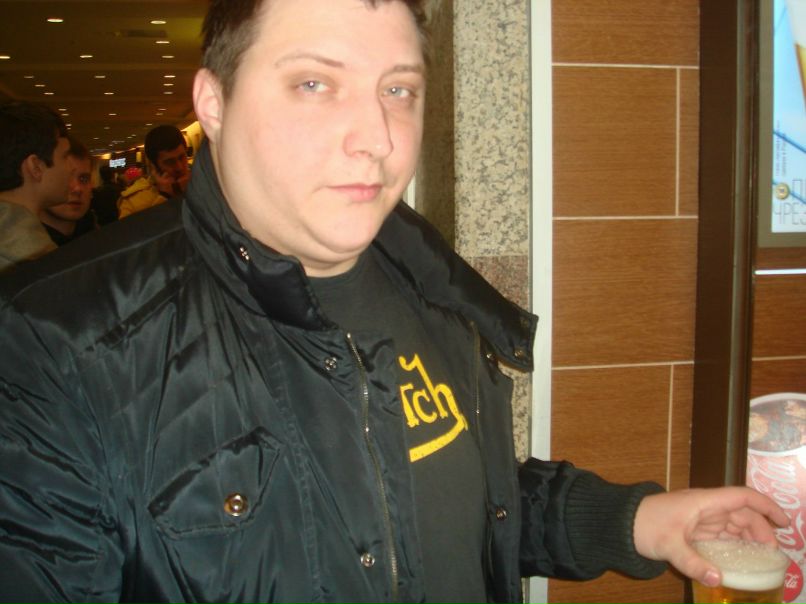 Толик Котеленец | Москва