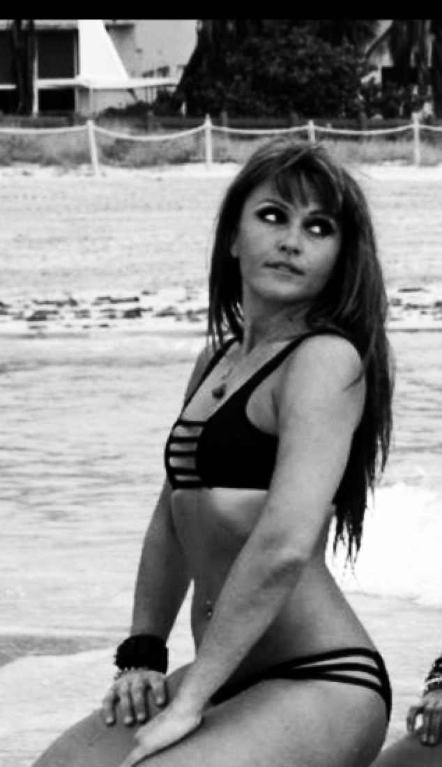 Natallia Vinogradova Ryzhaja | Miami Beach