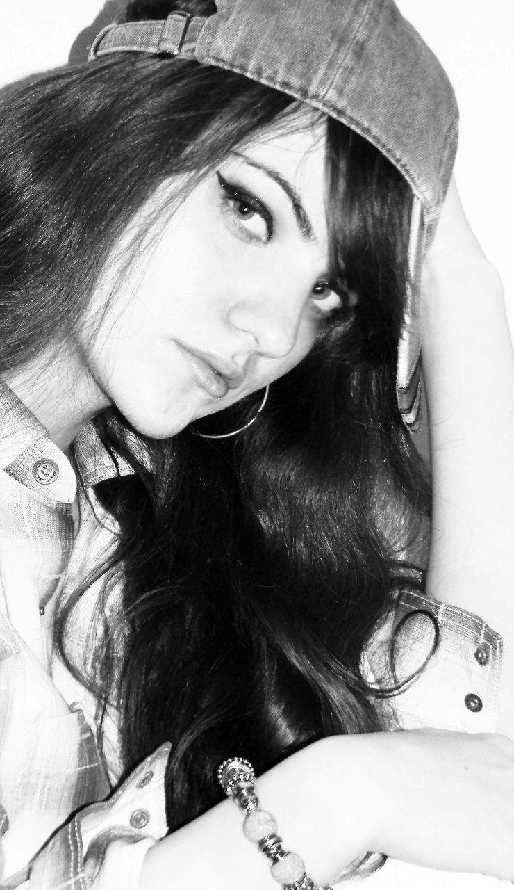 Mari Tskhovrebadze | Тбилиси