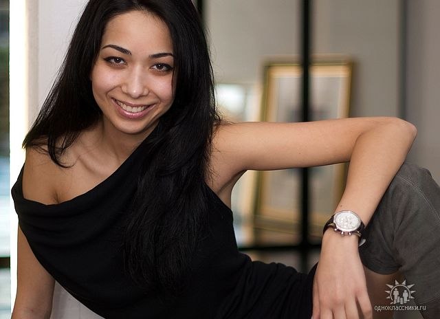 Zarina Sattarova | Bruxelles