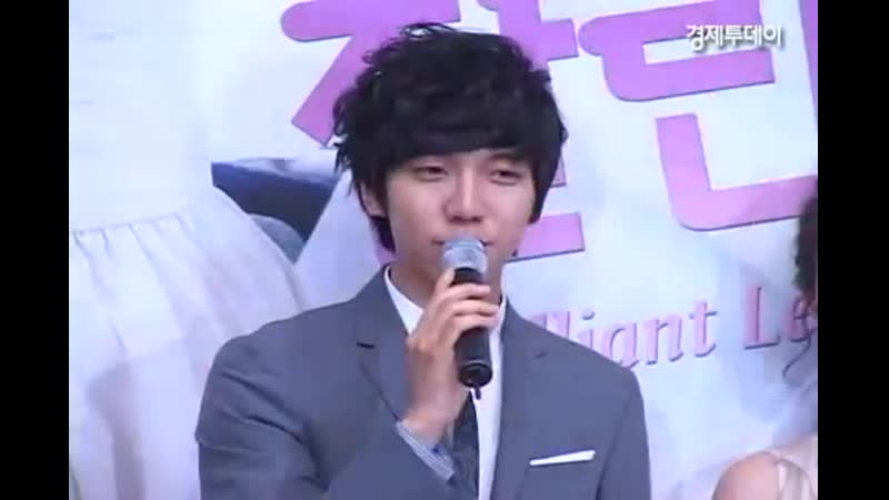 Han Hyo Joo Lee Seung Gi on Brilliant Legacy Press