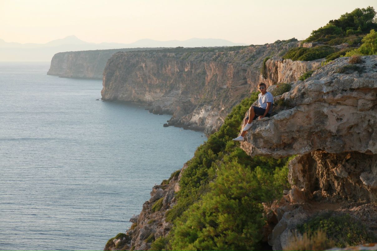 Максим Горошков *