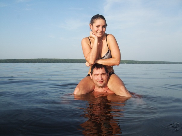 №10, Леля Суркова №10, Леля Суркова