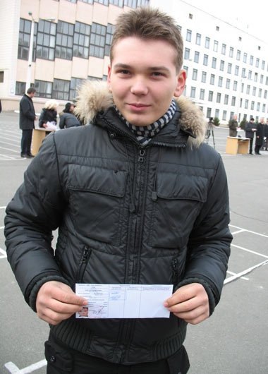 №2, Тёма Олейник №2, Тёма Олейник