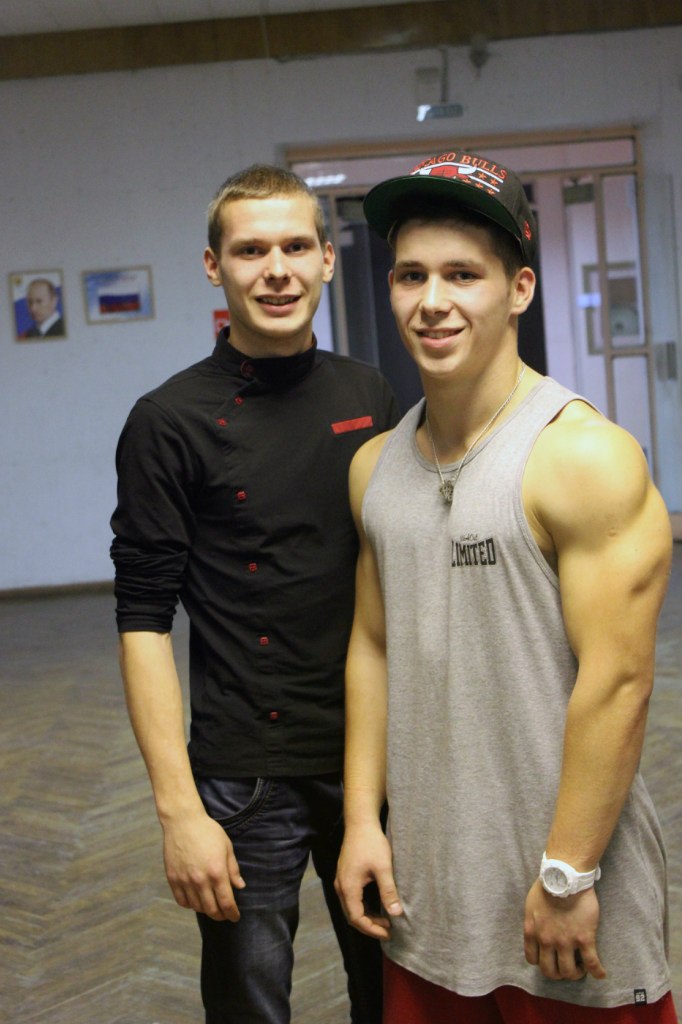 Антон Охотников |