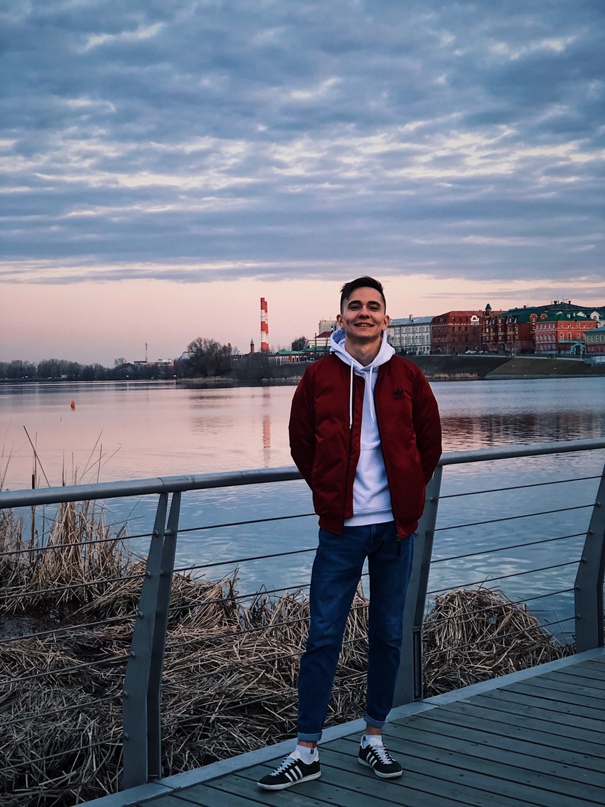 Николай Тихомиров |