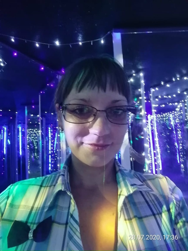 Лена Козлова маленькаяДРЯНЬ | Югорск