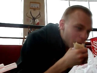 fast food ( рвотный рефлекс)