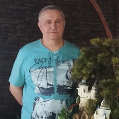 Владимир Леонов