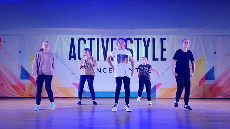 Лиза, Соня, Аня, Маша,